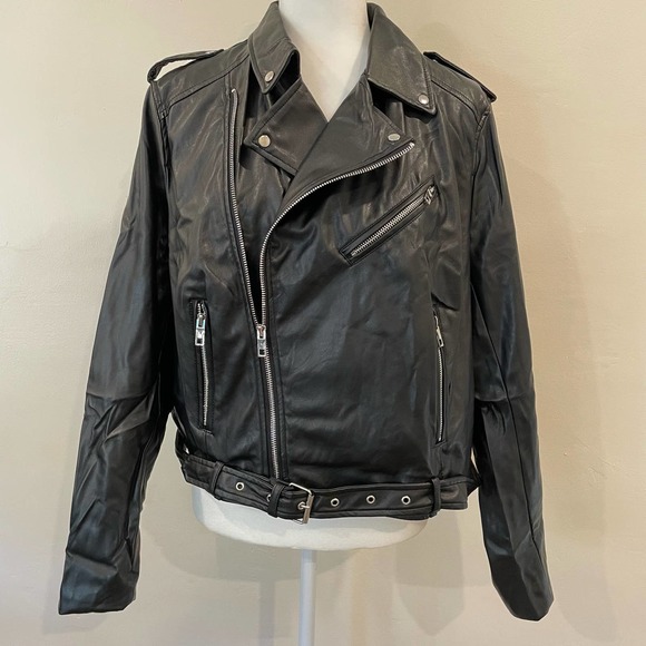 Who What Wear Jackets & Blazers - NWT Who What Wear black moto jacket 1X